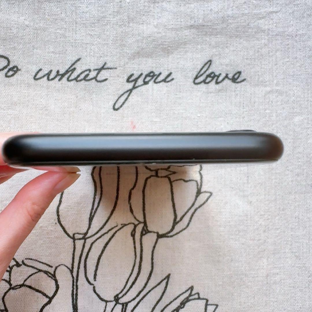 iPhone SE 第2世代 本体 充電器 64GB SIMフリー ブラック