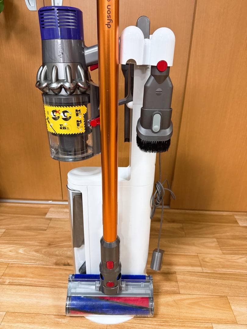 261-ダイソン dyson v10 sv12 掃除機 作動品