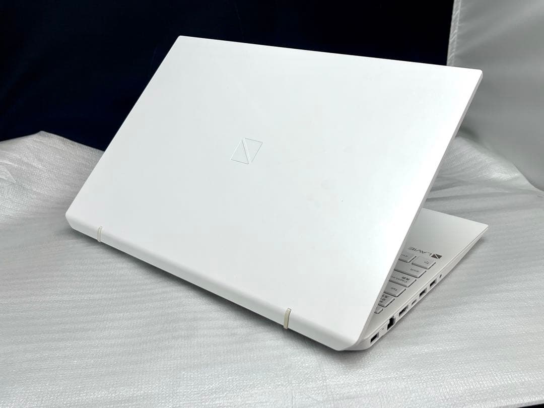 NEC LAVIE 15 i7 メモリ16GB