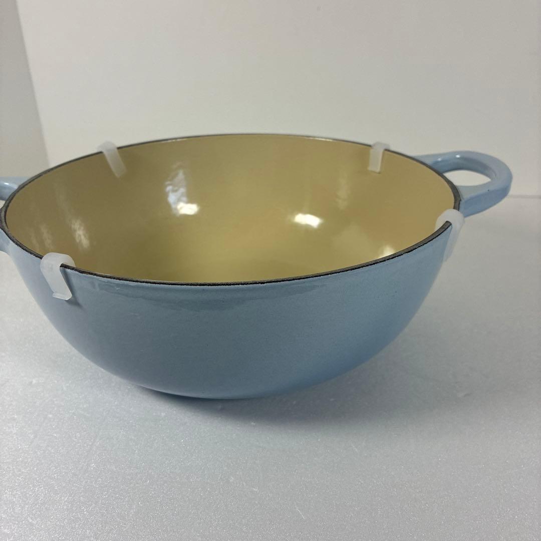 レア　LE CREUSET 鋳鉄製 両手鍋 22cm ブルー　中黒マルミット