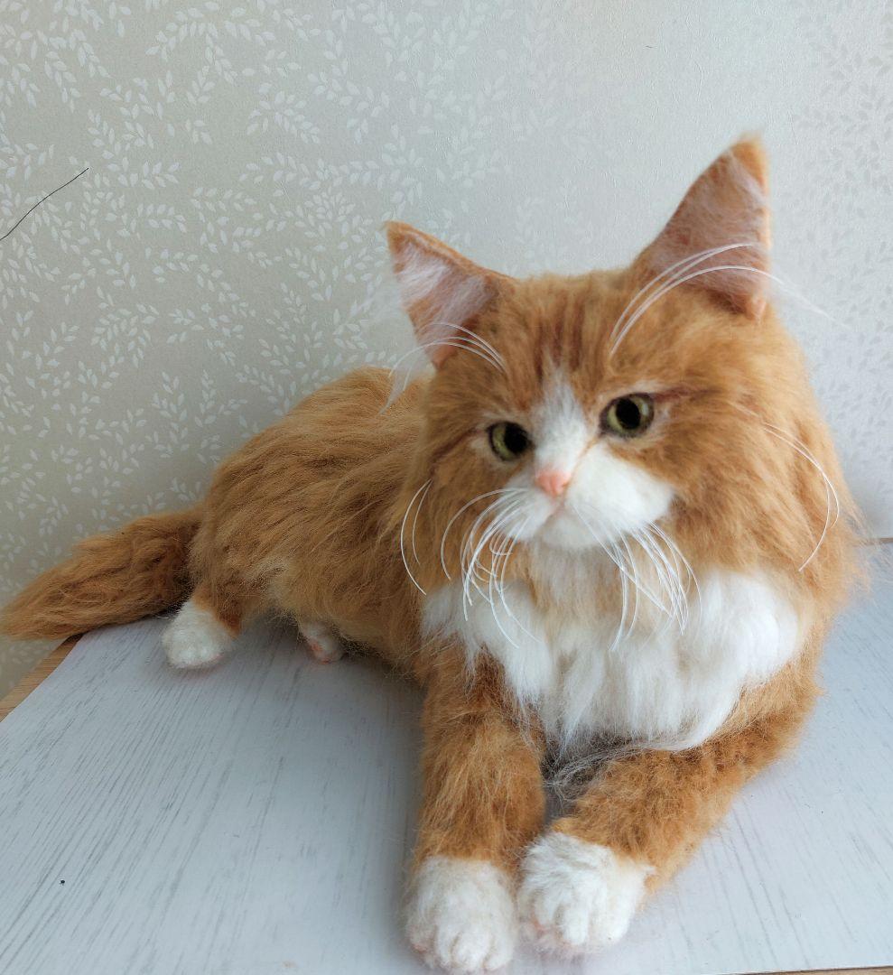 ユ*ナ様 羊毛フェルト　猫(ノルウェージャンフォレストキャット)
