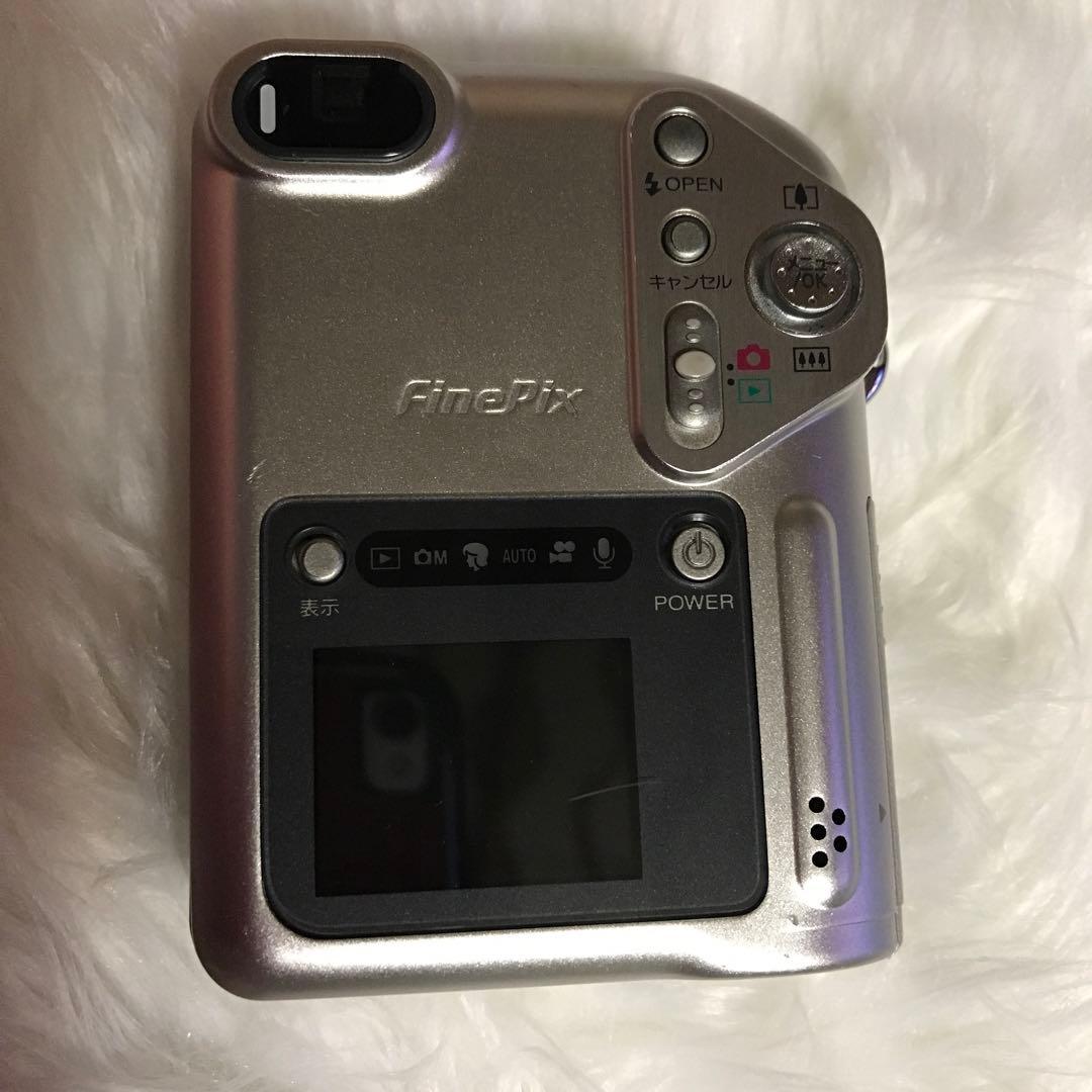 Fujifilm finepix F601 コンパクトデジタルカメラ 2台セット