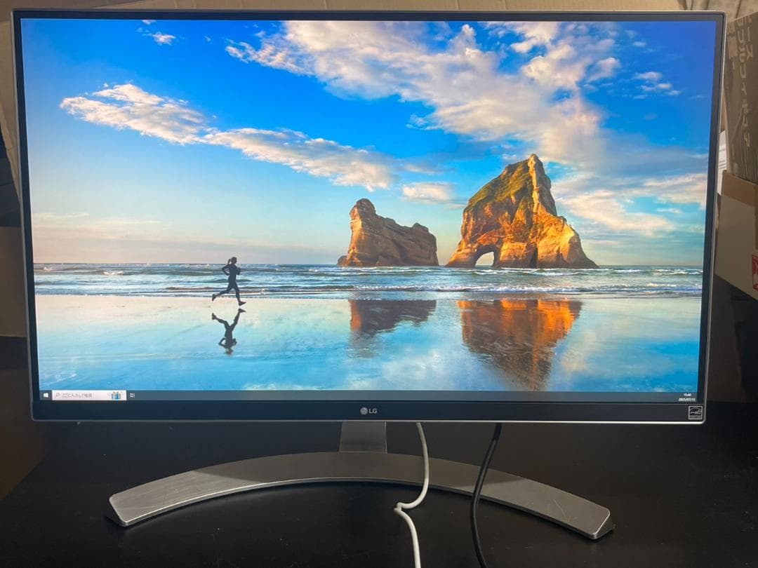 LG 27UD88-W 27インチモニター 4Kディスプレイ