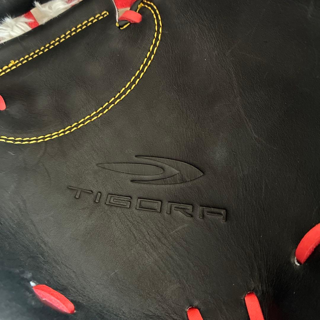 【未使用品】TIGORA（ティゴラ）軟式キャッチャーミット TR-8BG1045