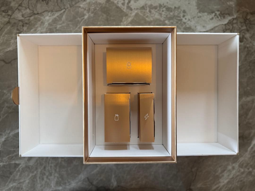 Maaa★ 　最終値下げ【YAMAN】美顔器 ⚠︎即日配送可