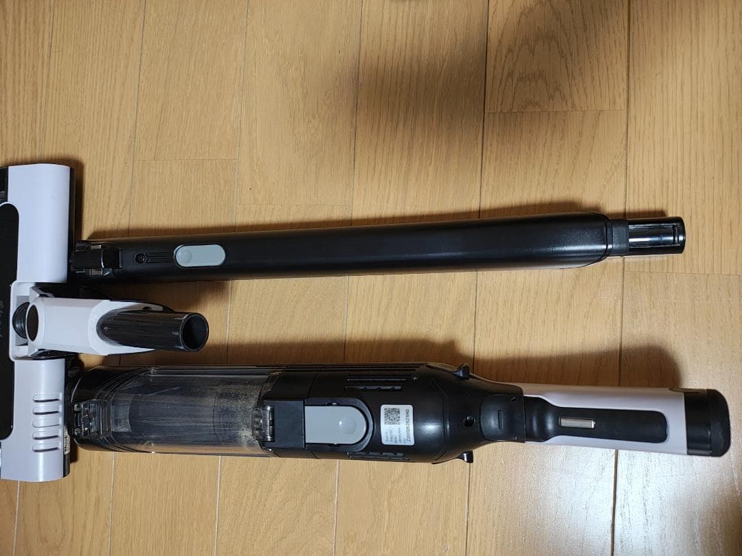 シャーク★コードレスクリーナー★CS300JWH★バッテリー新品と同等★