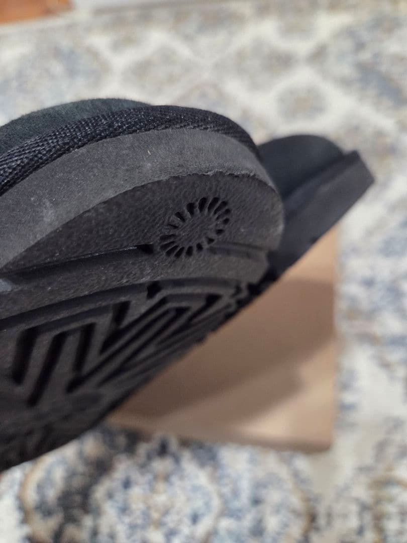 UGG W CLASSIC MINI II ブラック 6