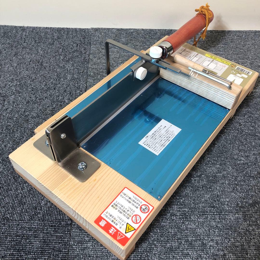 【新品未使用】ナガノ産業 ステンレスもち切りおまかせカッター（トレー＆のし棒付）