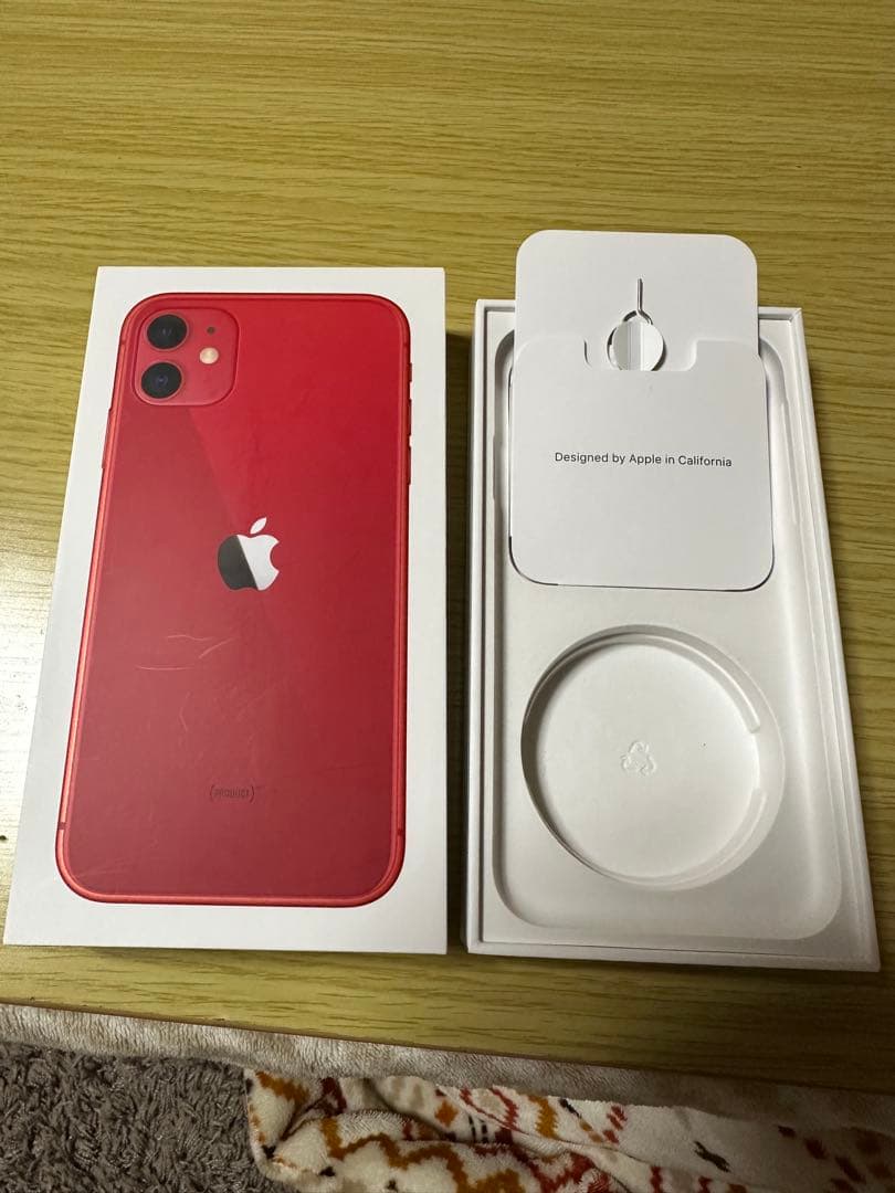 Apple iPhone 11 (PRODUCT(RED)) 256GB 箱付き
