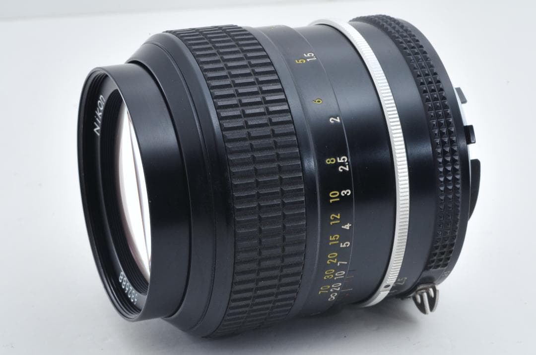 ■美品■ ニコン Nikon NIKKOR 105mm F2.5 Ai レンズ
