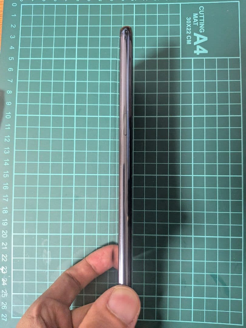 OPPO R17 Pro　エメラルドグリーン