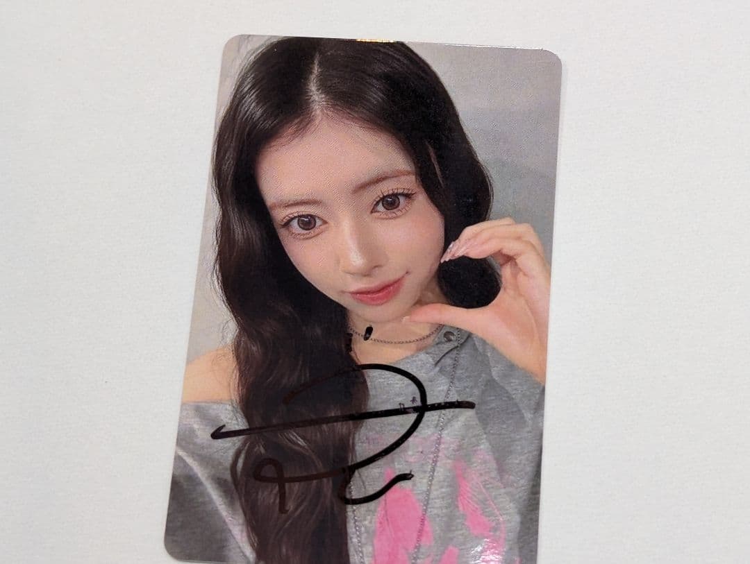 NiziU リマ 直筆 サイン トレカ 香港