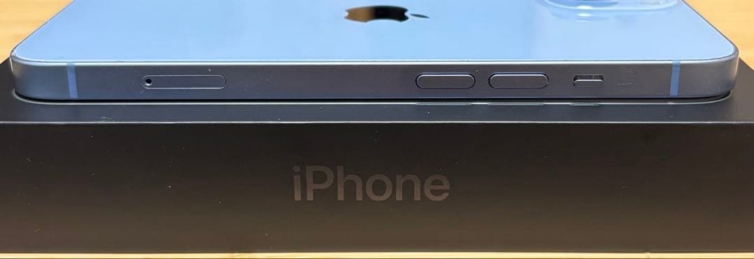 【美品】iPhone 14 256GB ブルー　新品バッテリー　スマホ本体