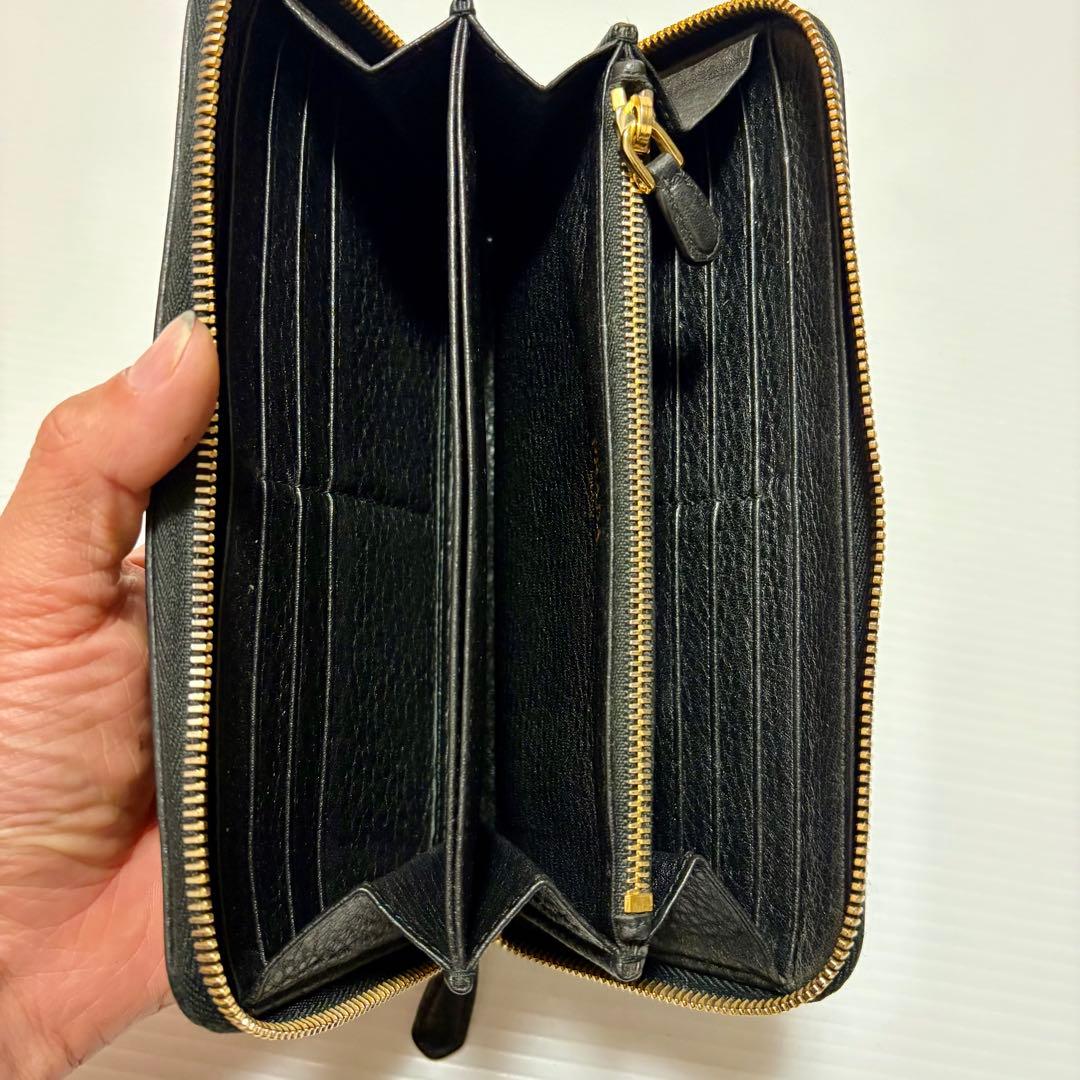 プラダ　PRADA 財布　長財布　ラウンドファスナー