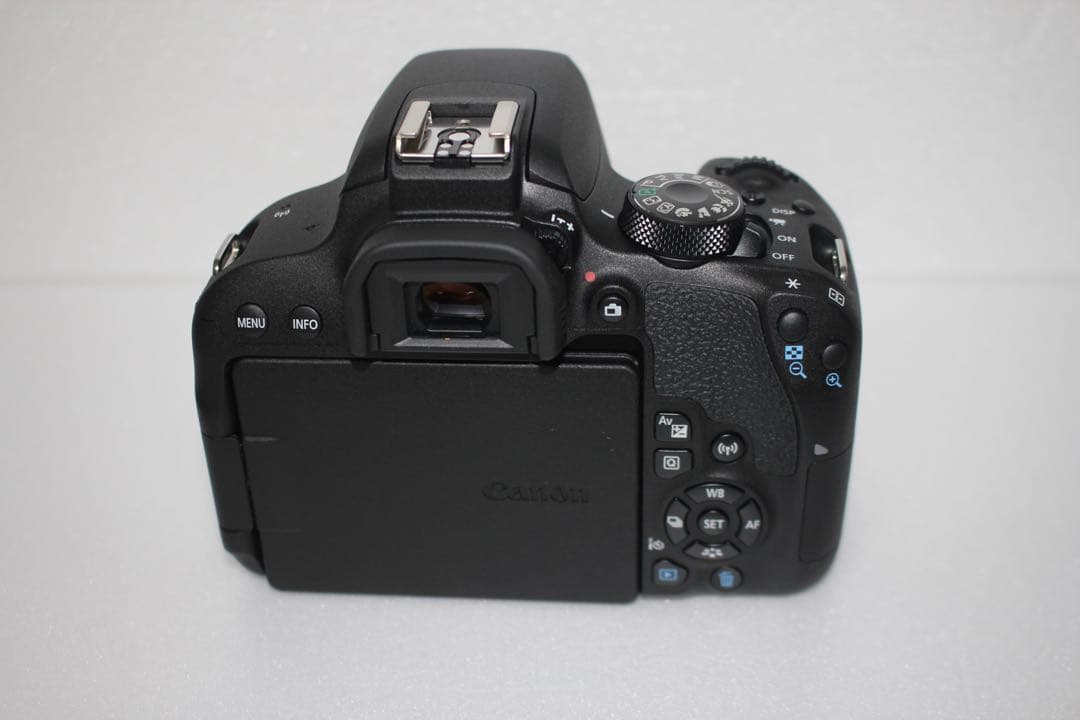 極上品☆canon kiss x9i 標準&望遠&単焦点トリプルレンズセット