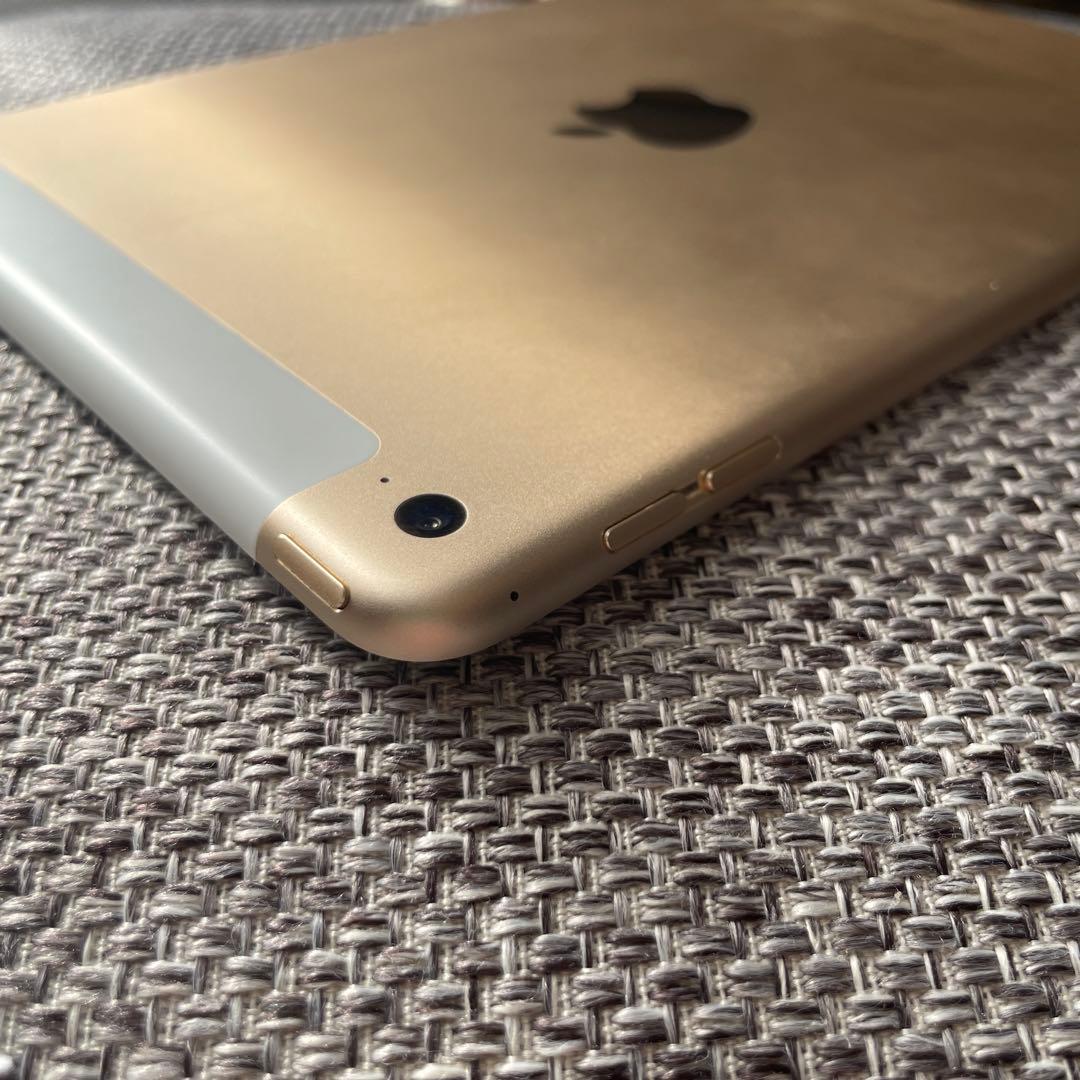 【美品】iPad mini4 128GB SIMフリー 【当日発送】