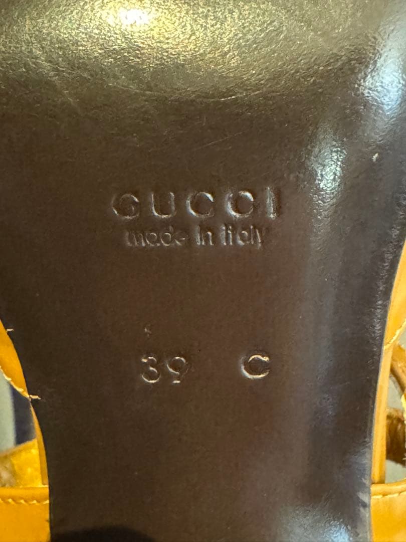 GUCCI サイズ39 C パンプス