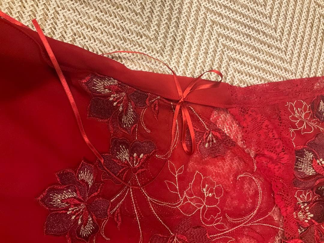 今期　限定色　赤　ワコール　サルート　キャミソール　Mサイズ