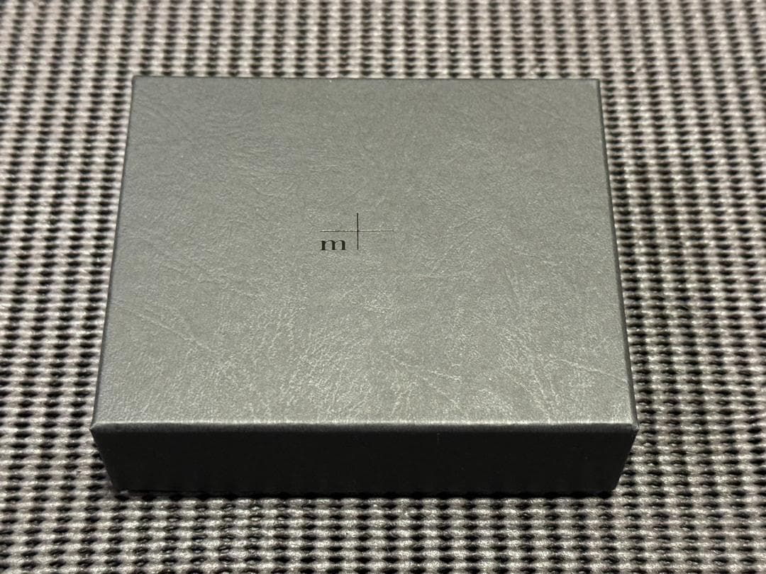 m+ エムピウ millefoglie II P25 ネイビー