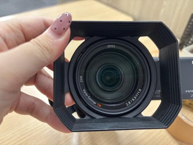 【動作確認済】SONY FDR-AX100 4K Handycam ビデオカメラ