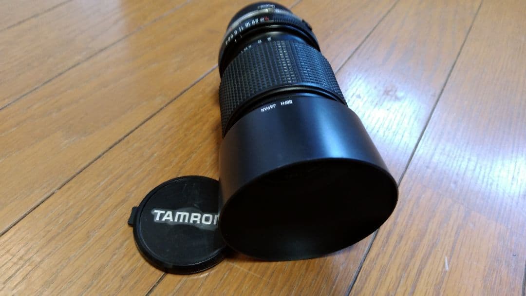 一眼レフカメラ　本体、望遠レンズ、広角レンズ、一式