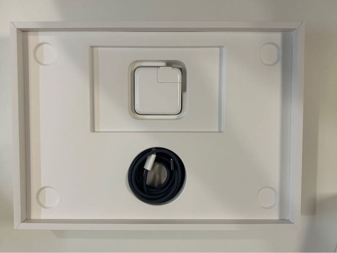 MacBook本体 Macbook Air 2024 M3 8GB