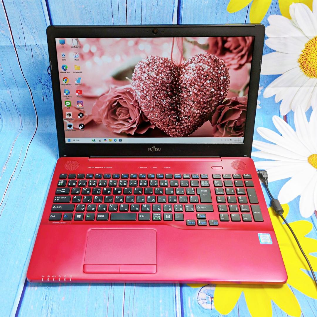 副業や在宅ワークに✨爆速SSD✨最新Win11✨カメラ付薄型ノートパソコン