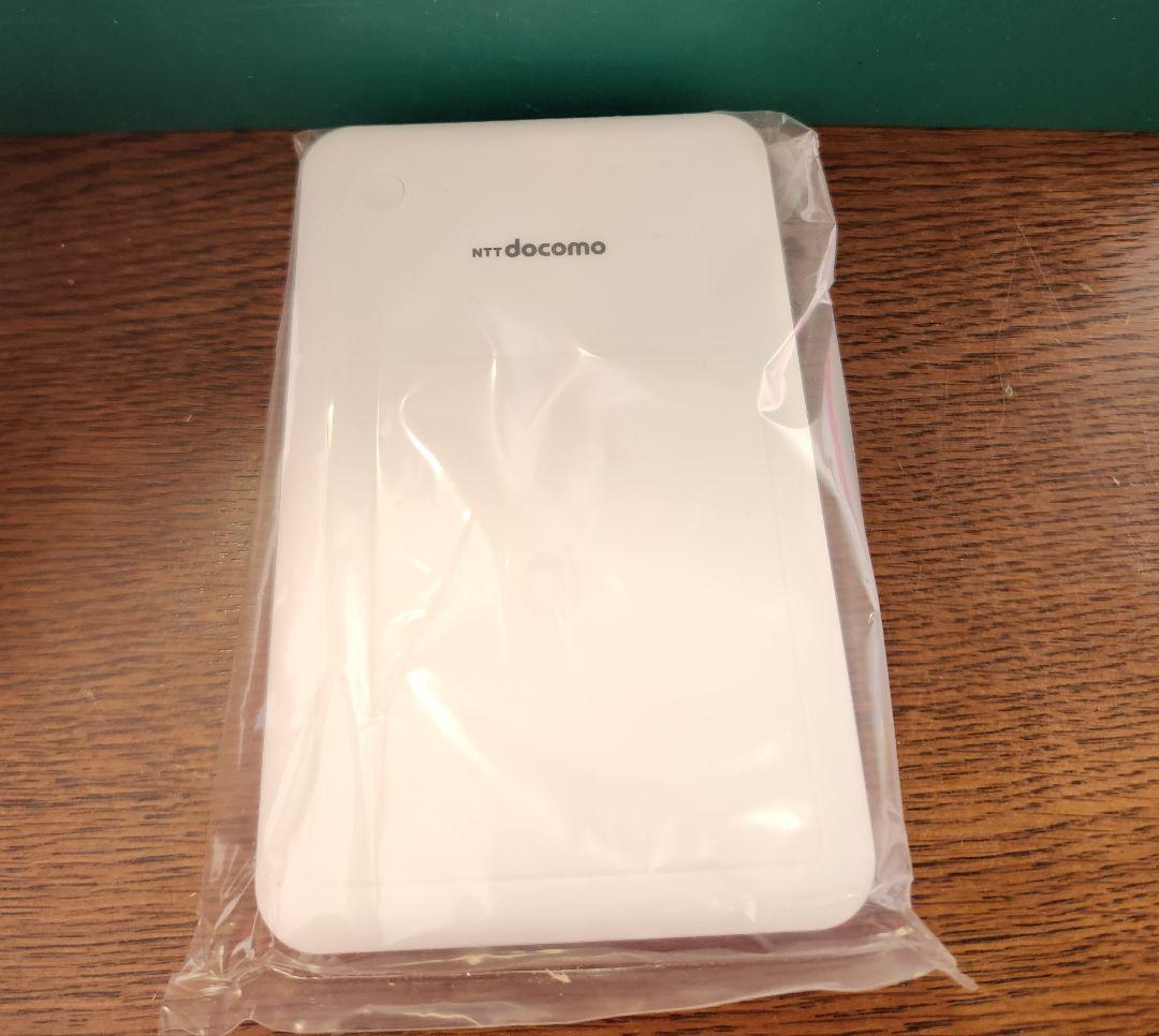 未使用 docomo F-03D Girls’ ARROWS Kiss