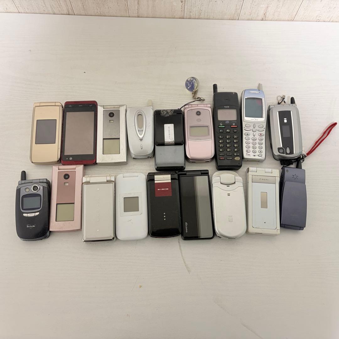 ガラケー　18台まとめ売り　ジャンク