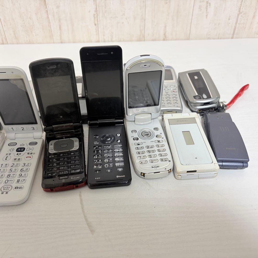 ガラケー　18台まとめ売り　ジャンク