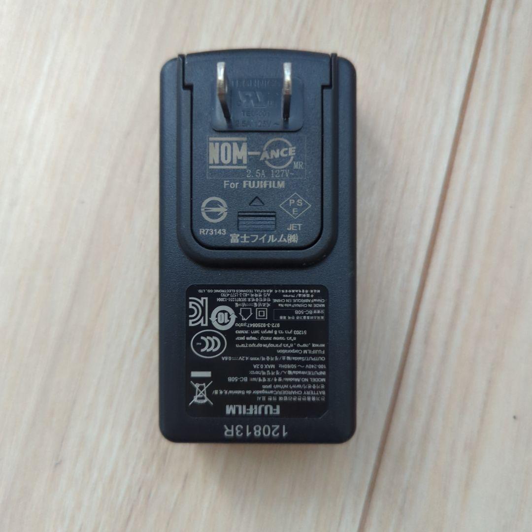 FUJIFILM FINEPIX F50fd 富士フイルム　動作確認済