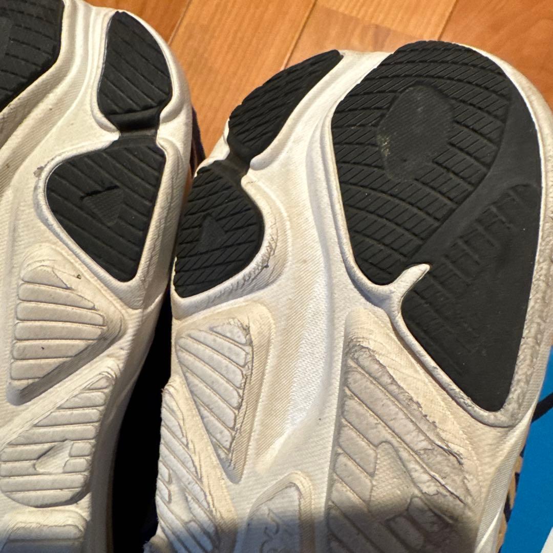 HOKA スニーカー クリプトン10ブラック/ゴールド　サイズ27.5