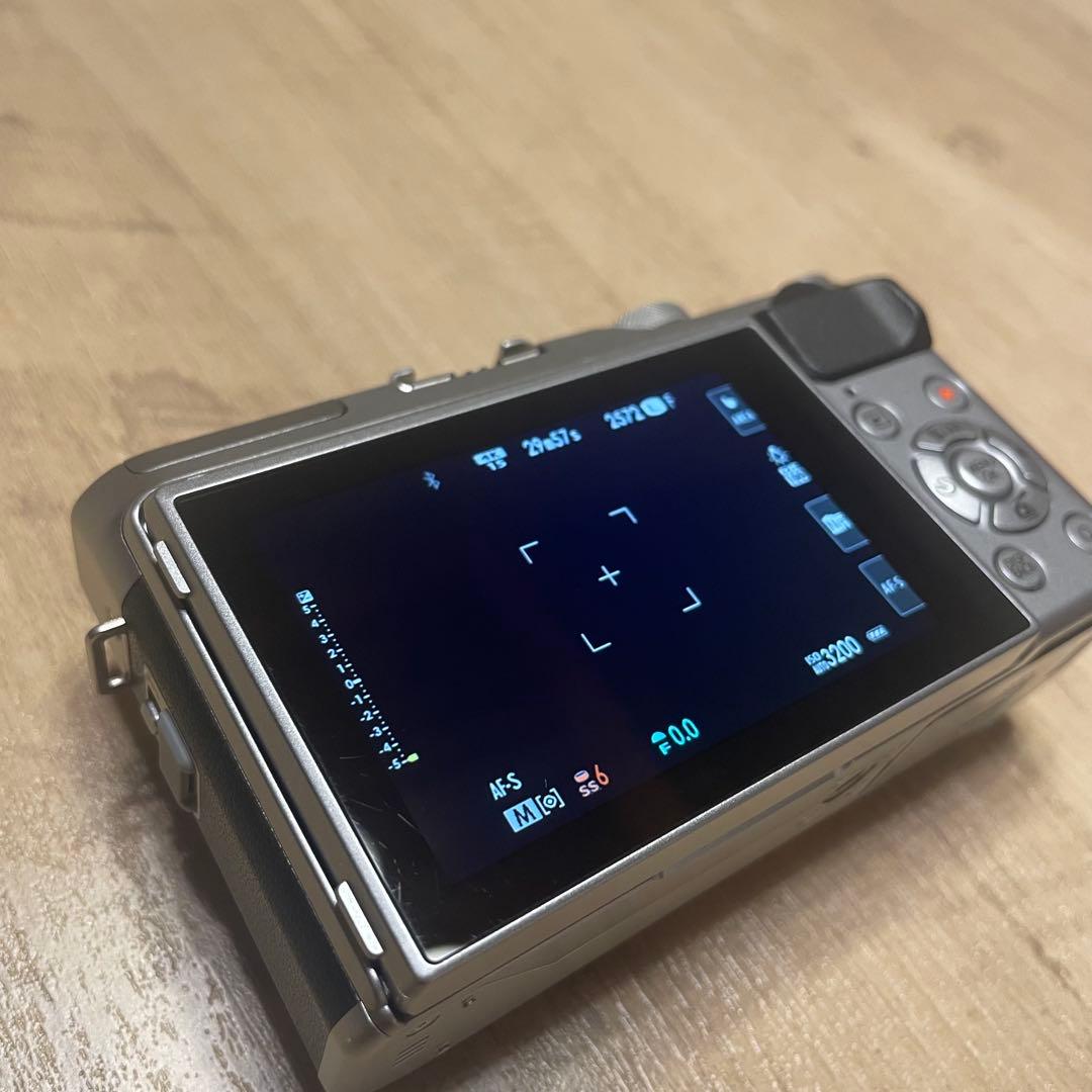 【NGUYEN】中古　FUJIFILM X-A5