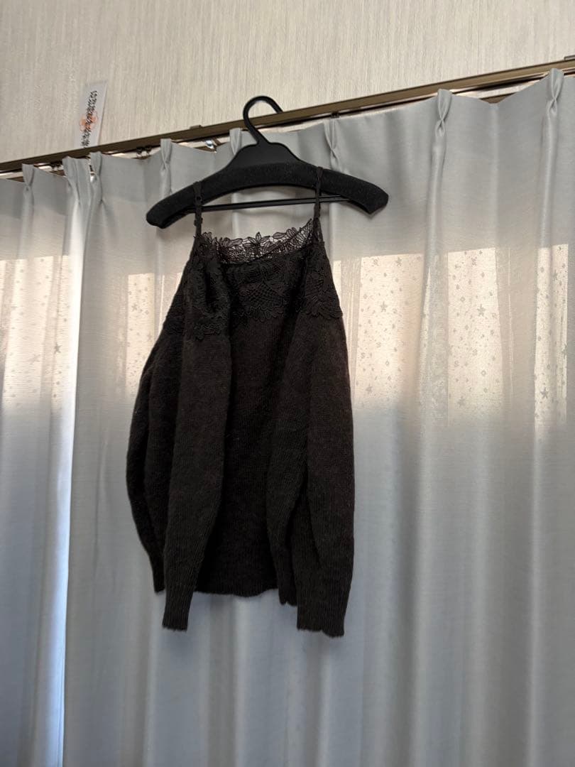 スナイデル　レーストリミングオフショルプルオーバー