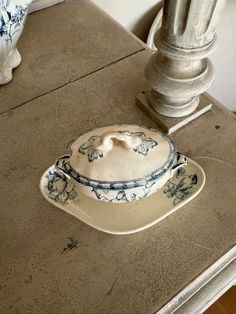 フランスアンティークショワジールロワ青い花模様小鳥柄のムタディエマスタード入れ