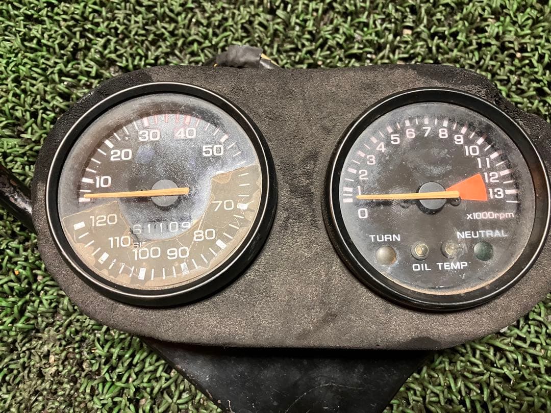 NS-1 スピードメーター　タコメーター　メーターステー　アッパーカウルステー