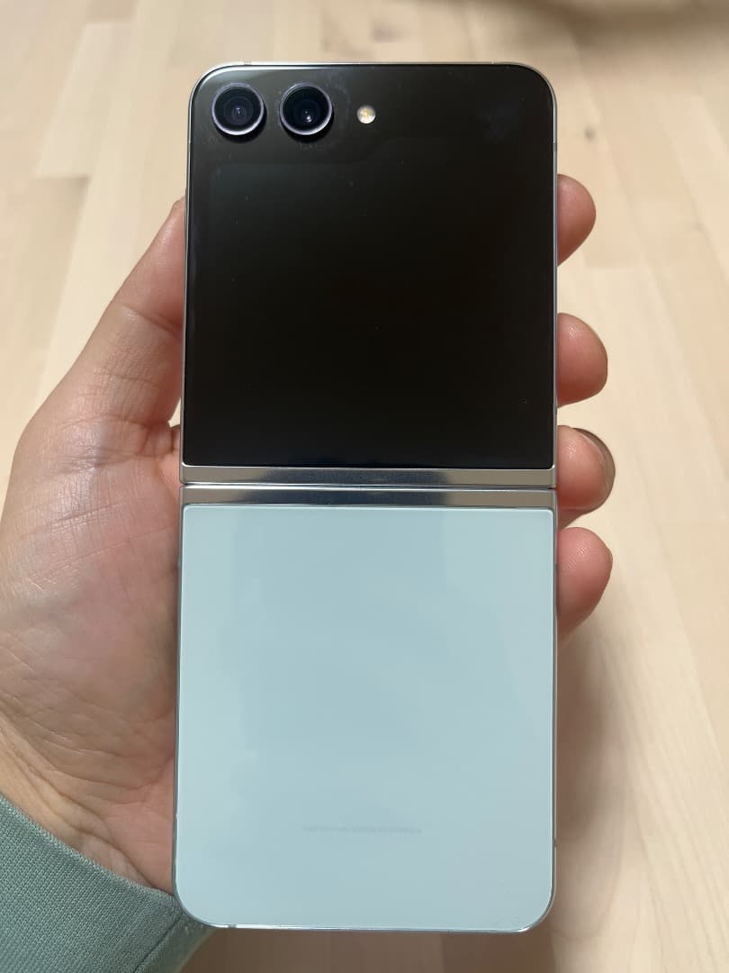 韓国版 Galaxy Z Flip 5 (SM-F731N) 本体 512GB