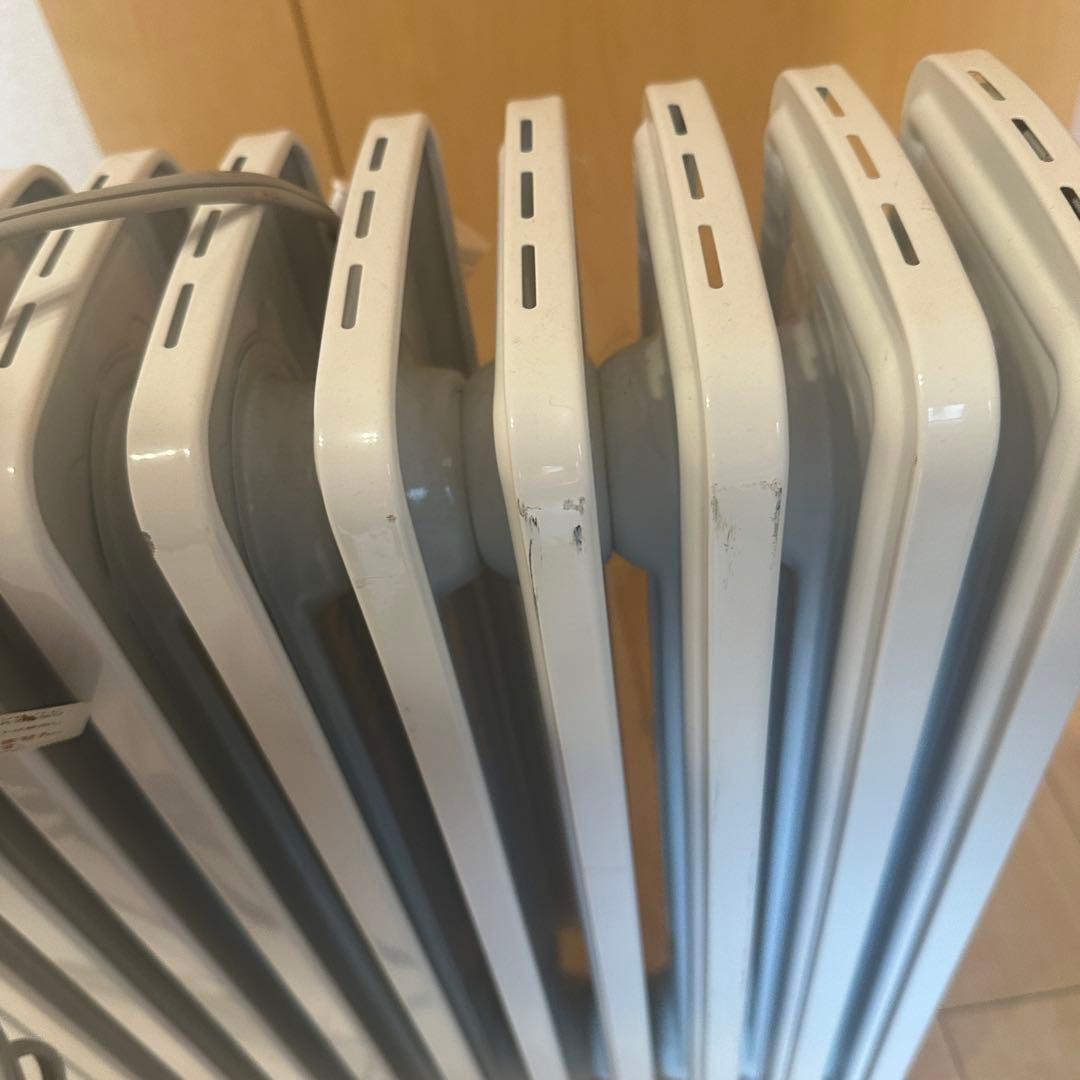 DELONGHI ロンギ オイルヒーター　アミカルド RHJ35M1015-BK