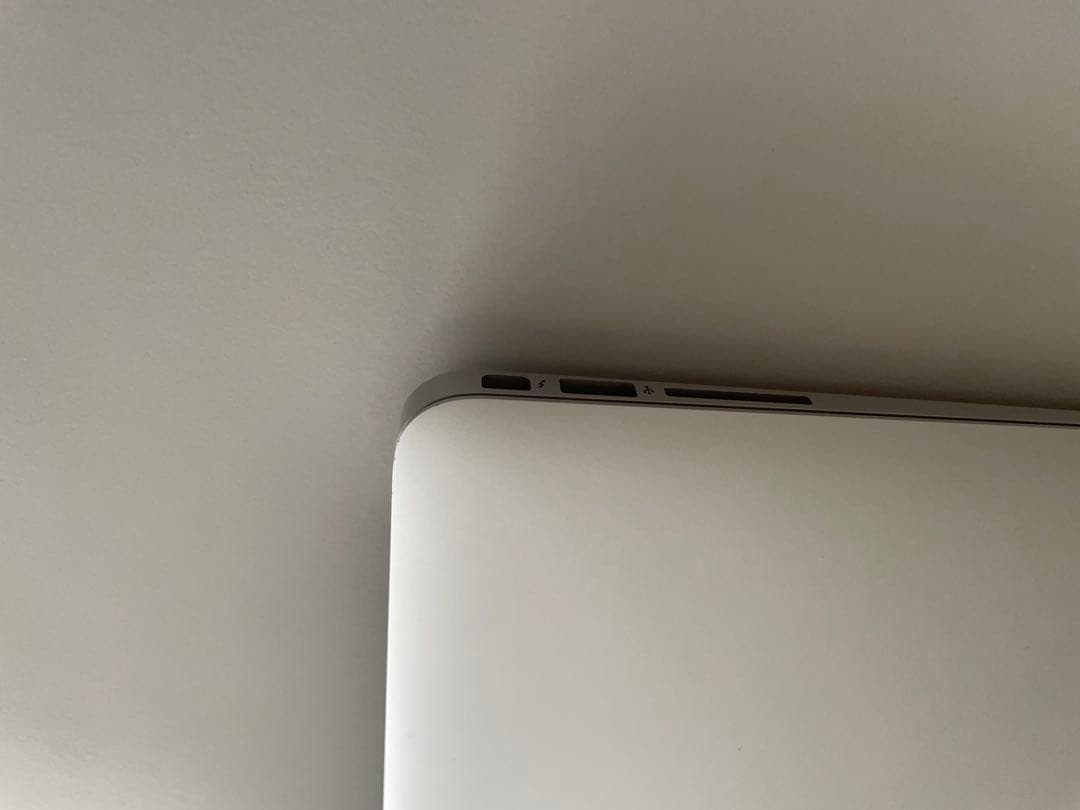 MacbookAir Early 2014 Core-i5 4GB 美品