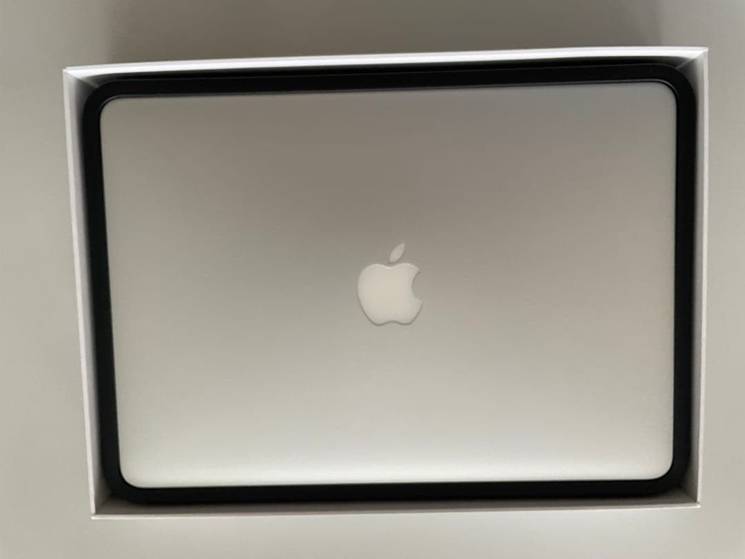 MacbookAir Early 2014 Core-i5 4GB 美品