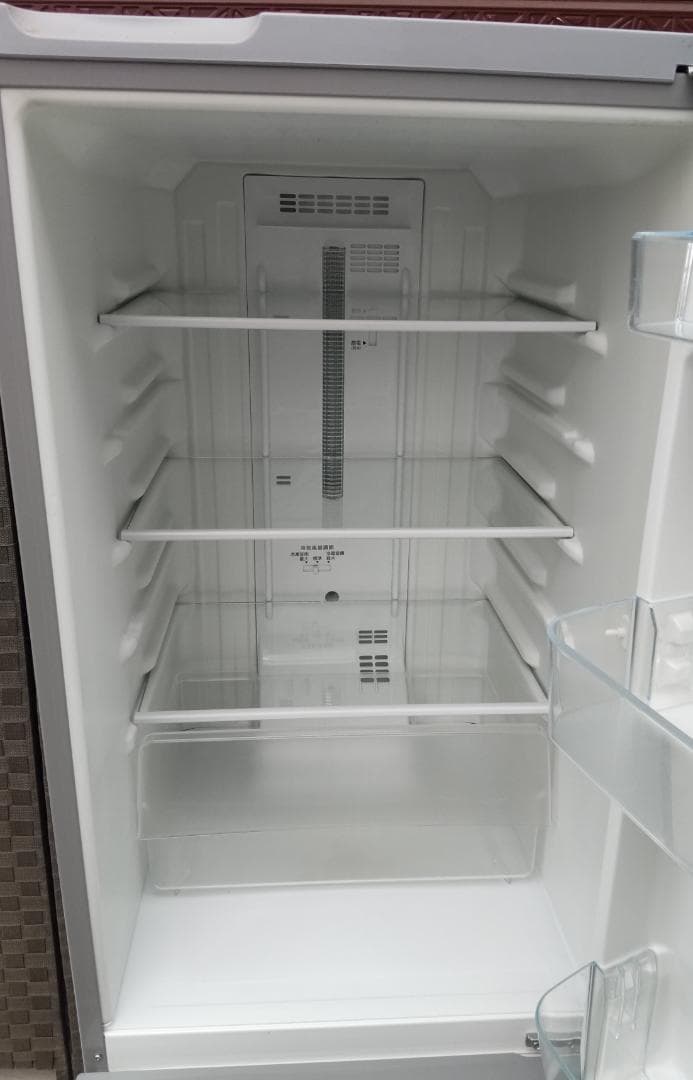 Panasonic　冷蔵庫　NR-B178W-S　2016年製　168L