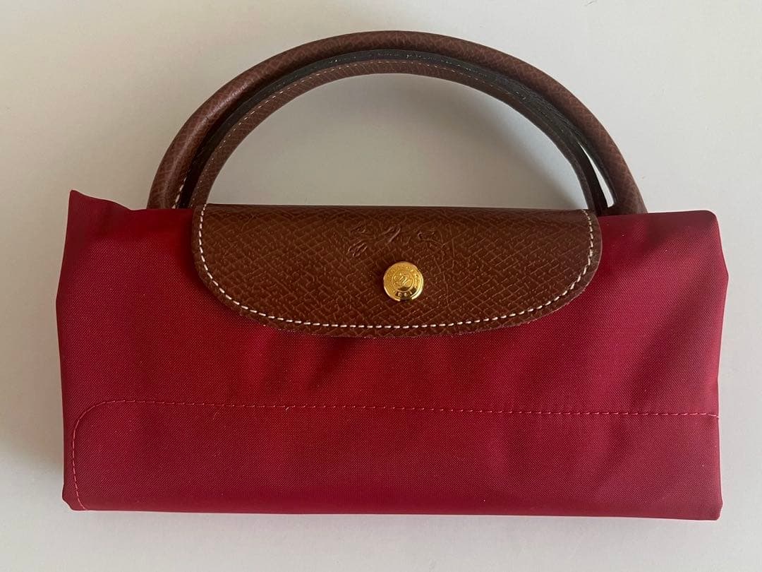 ロンシャン・ル プリアージュトラベルバッグ（完売の貴重な赤色）