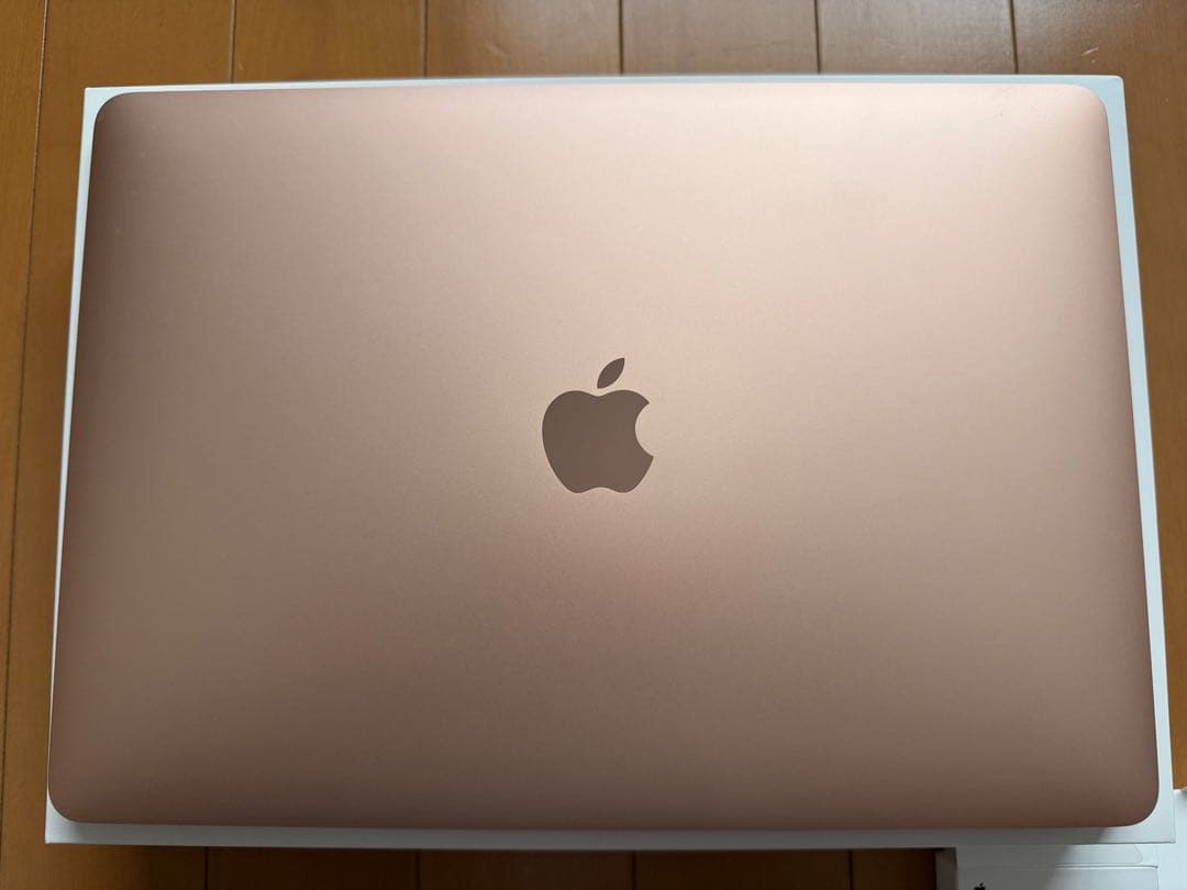★MacBook Airゴールド128GB 2019美品★