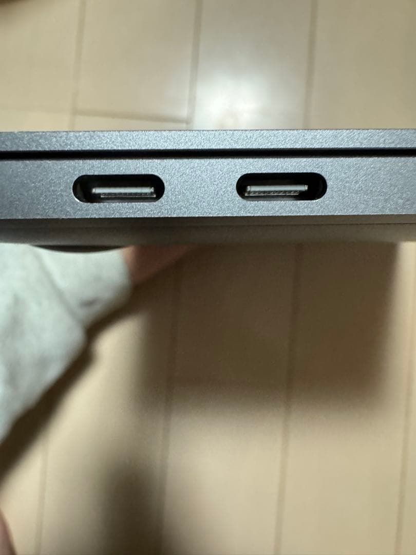 LANAMacBook Pro 13インチ　2019年式