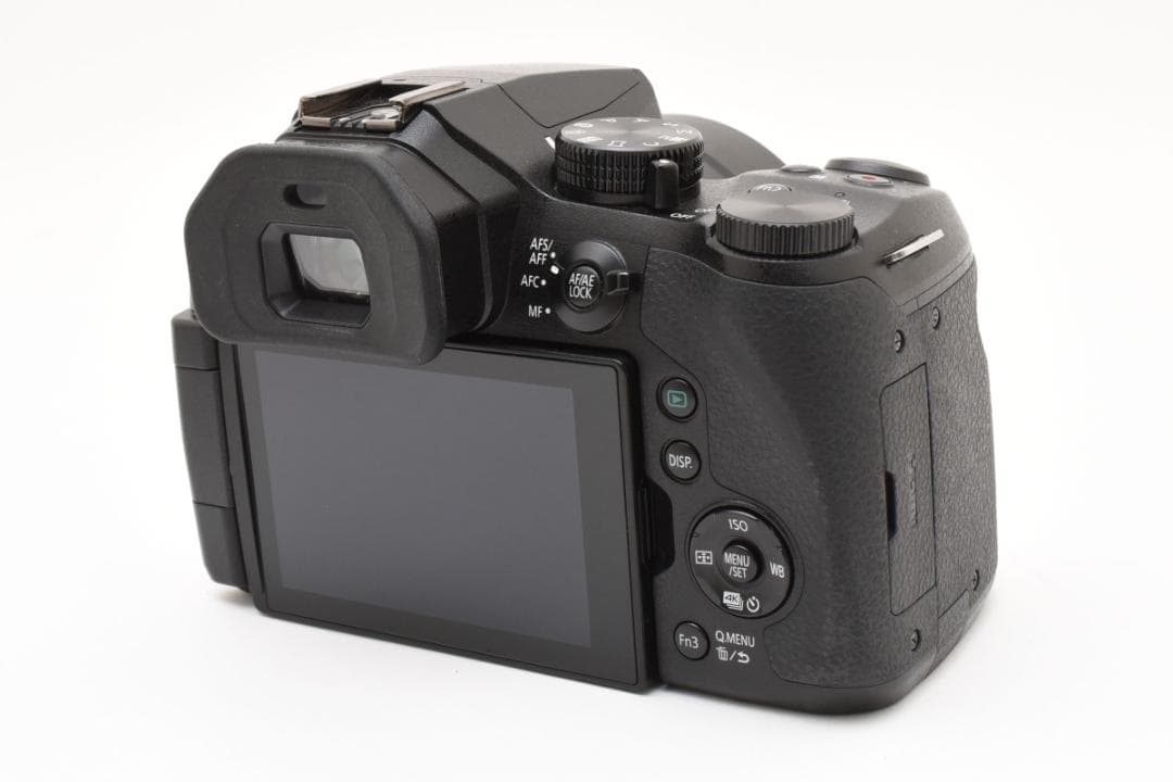 Panasonic LUMIX DMC-FZ300 シャッター数4596回