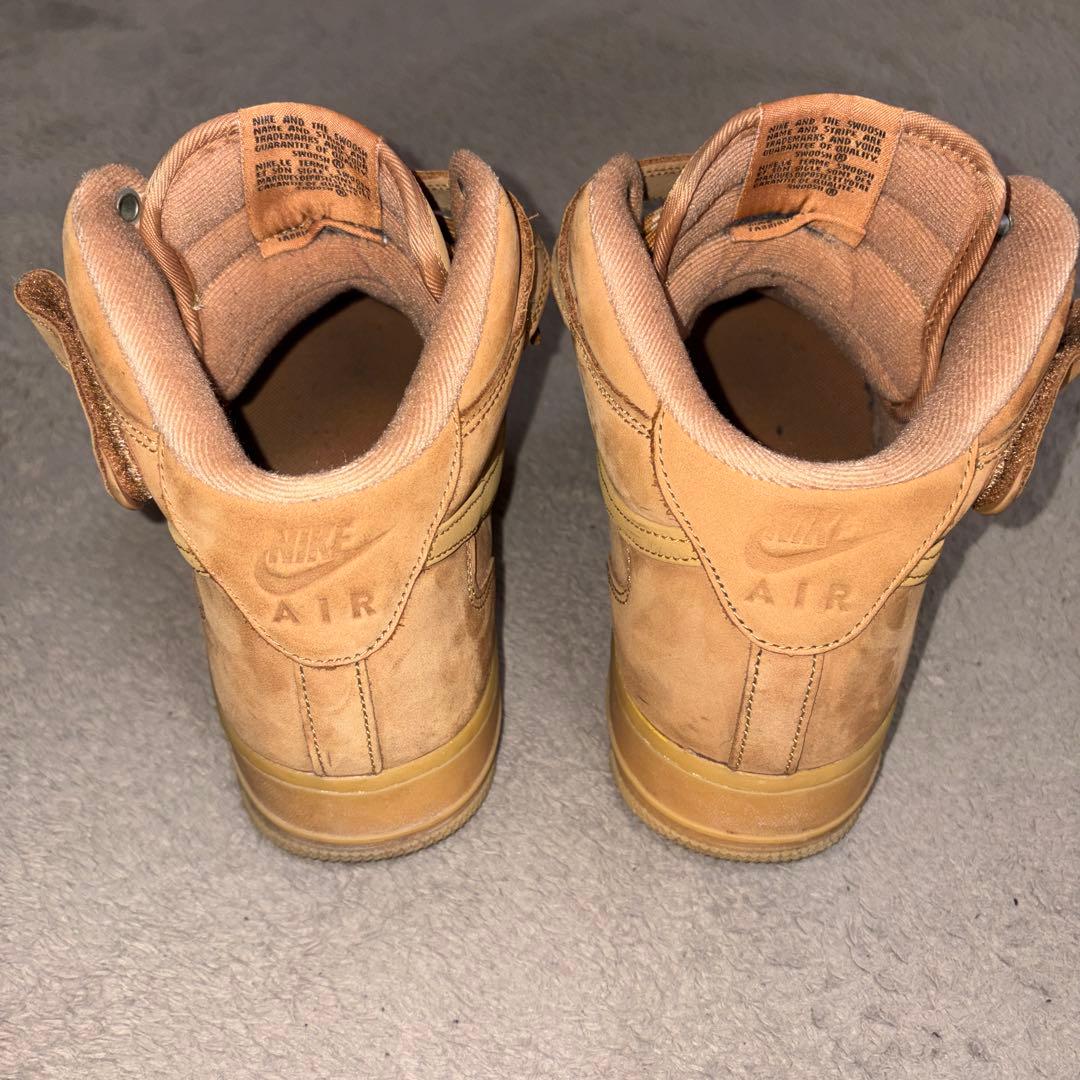 「美品」ナイキ　エアフォース１　ミッド　ベージュ　２７.５