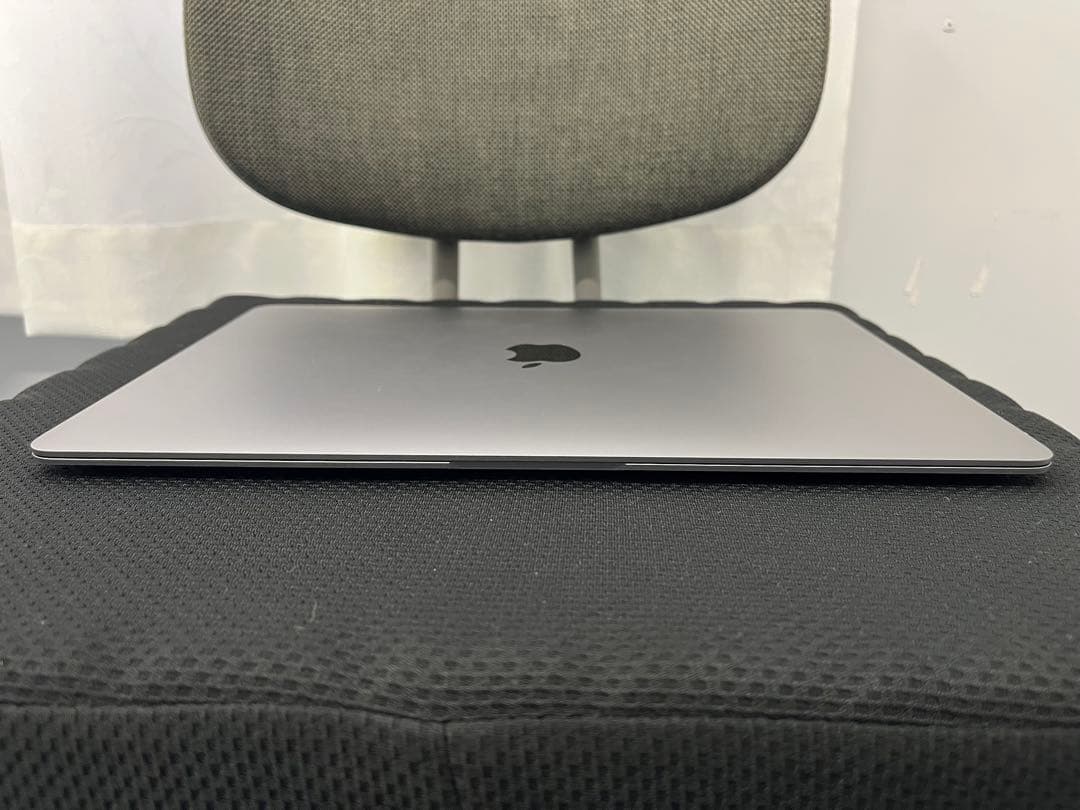 【美品】MacBook Air M1 / バッテリー63回 / 256GB