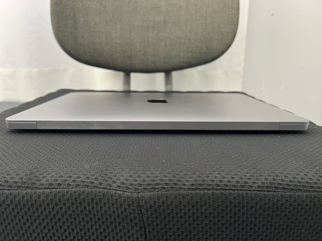 【美品】MacBook Air M1 / バッテリー63回 / 256GB