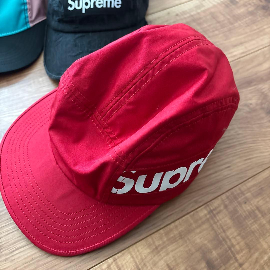 キャップ　supreme