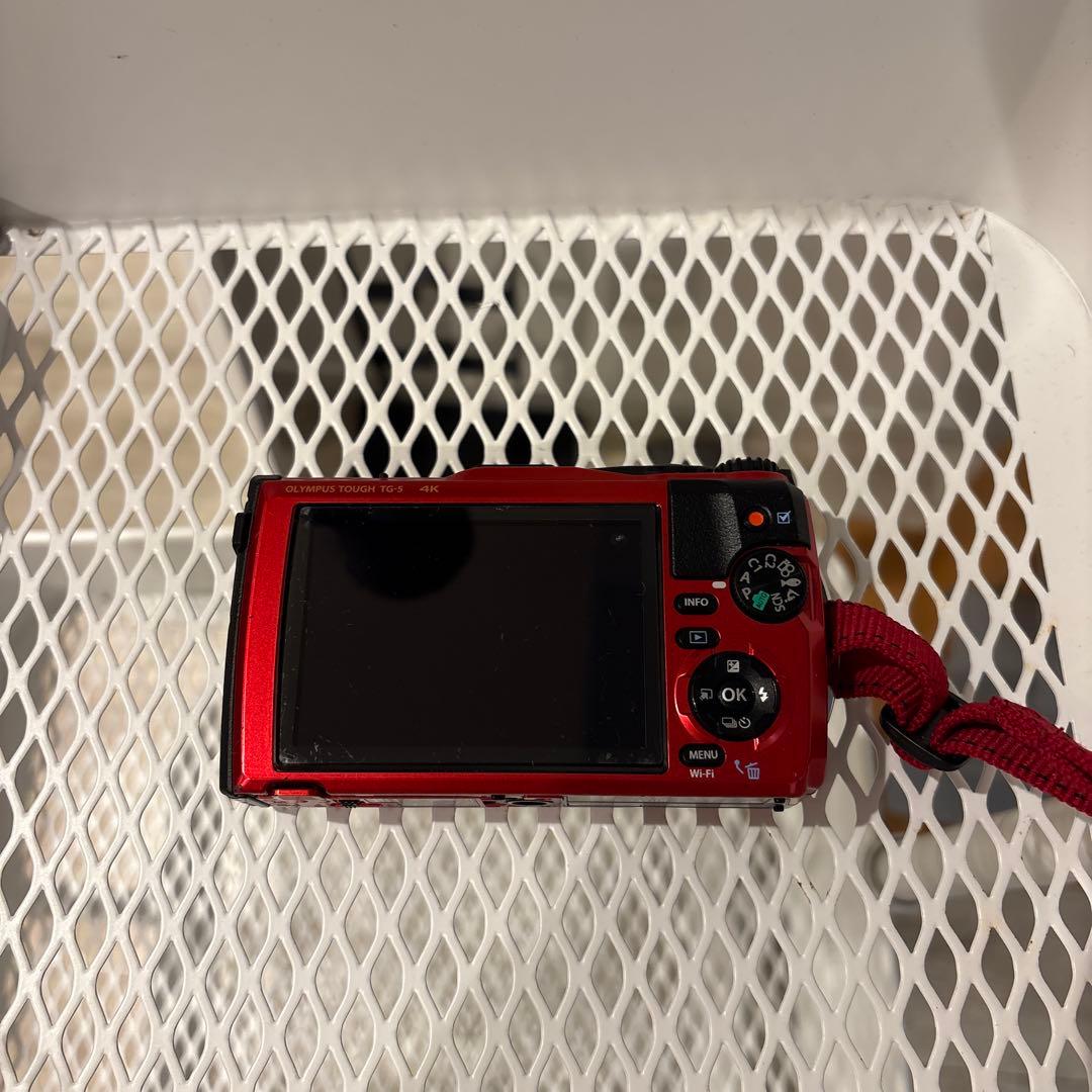 OLYMPUS Tough TG-5 レッド 【1200万画素】